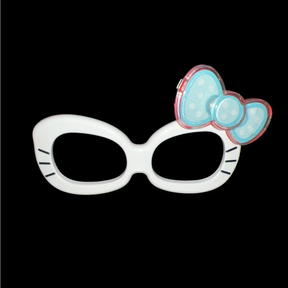 ☠️5/$20 ☠️HELLO KITTY GLASSES